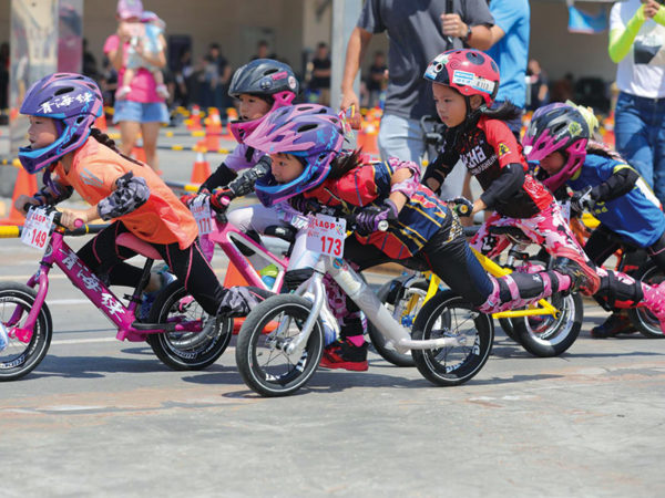 競争心や幼少期の基礎体力を育む！ 「キッズバイク」とレースの楽しみ方