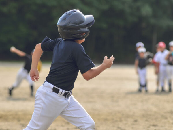 子供のスポーツ体験はなぜ大切？ 照英さんが実体験から語る、メリットと親の役割