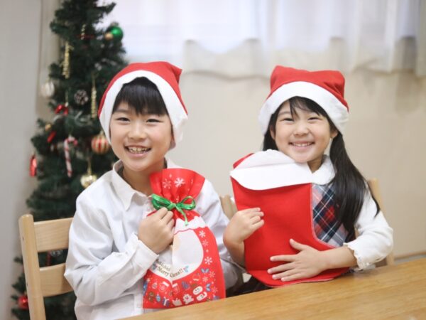 【2025年最新】3~12歳の年齢別・人気プレゼントランキング! クリスマスはどうする?
